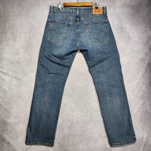 Levis‎ 505 Jeans Mens 34 36x30 Blue Medium Wash Straight Leg Zipper Fly Denim - Picture 2 of 15